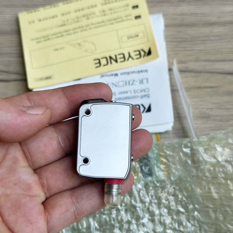เซ็นเซอร์เลเซอร์ KEYENCE รุ่น  - Industrial Laser Brands บทวิจารณ์และราคา
